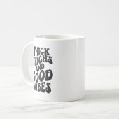 Dikke Dijen Goede Vibes, Lichaamspositiviteit, Gym Koffiemok (Voorkant links)