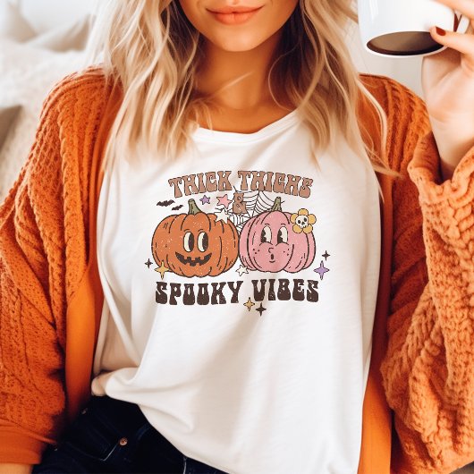 Dikke Dijen & Spooky Vibes Retro Halloween Tri-Blend Shirt