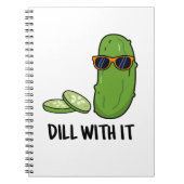 Dill met het Funny Dill Pickle Pun Notitieboek (Voorkant)