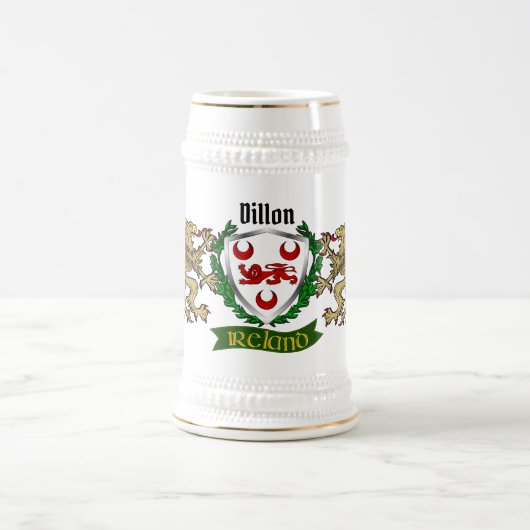 Dillon Irish Shield Gepersonaliseerde Bier Stein Bierpul (Center)