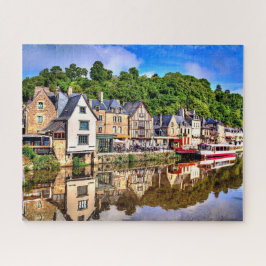 Dinan, Cotes-d'Armor, Bretagne. Frankrijk. Legpuzzel