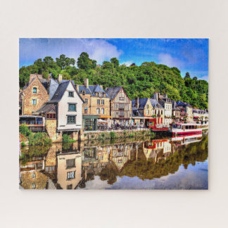 Dinan, Cotes-d'Armor, Bretagne. Frankrijk. Legpuzzel