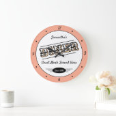 Diner Elke Naam Datum Retro Perzik Zwart Wit Grote Klok (Huis)