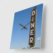 Diner Vierkante Klok (Hoek)