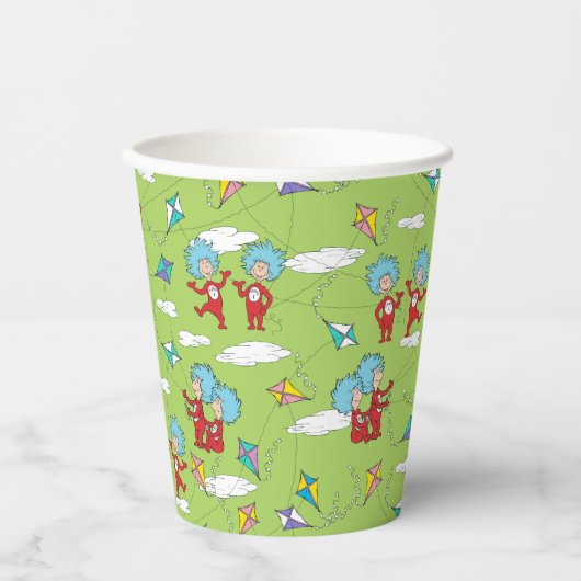 Ding Een Ding Twee Vliegende Vlieger Dingen Patroo Papieren Bekers (Voorkant)