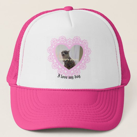 Dingus Heart Lace Lijst T-shirt Trucker Pet (Voorkant)