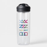 Dink Pickleball Fun Chic Pickleball Gift Waterfles<br><div class="desc">DINK! Deze waterfles zegt alles! Dit ontwerp met het woord 'dink' in blues,  groenen en knuppels viert de sport van pickleball. Maakt een geweldig cadeau voor de pickleball minnaar in je leven. Deel van een collectie van Parcel Studios.</div>
