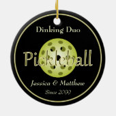 Dinking Duo Paar Pickleball Ball Keramisch Ornament (Achterkant)