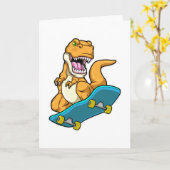 Dino als skater met skateboard kaart (Gele Bloem)