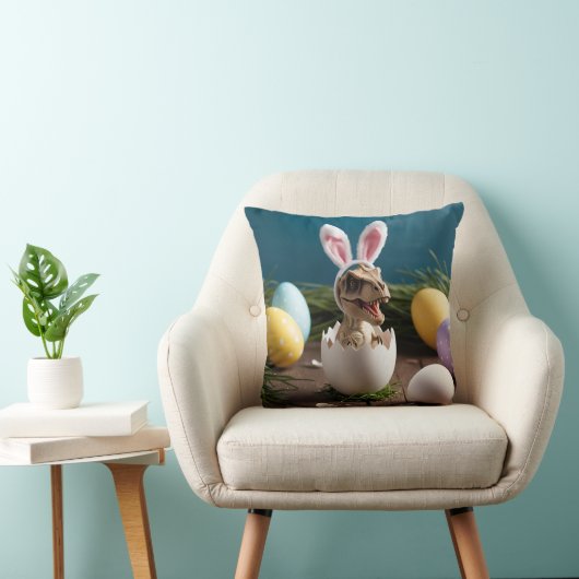 Dino Easter Surprise – Schattigee T-Rex in een Eas Kussen (Stoel)