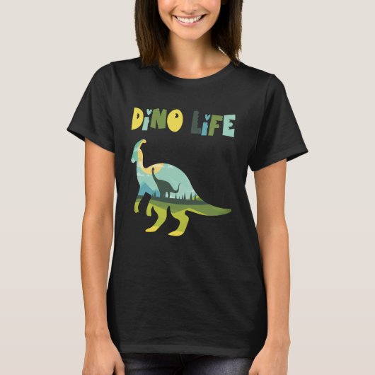 Dino life wild wilderness in the forest with dinos t-shirt (Voorkant)