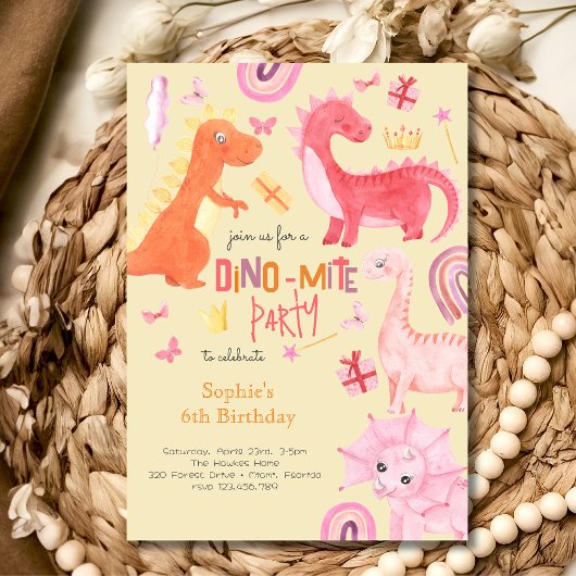 Dino-mite roze dino verjaardagsfeestuitnodiging kaart