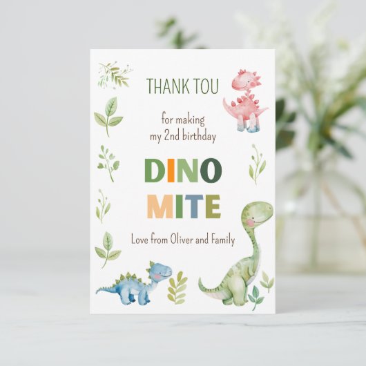 Dino-mite verjaardag bedankkaart (Staand voorkant)