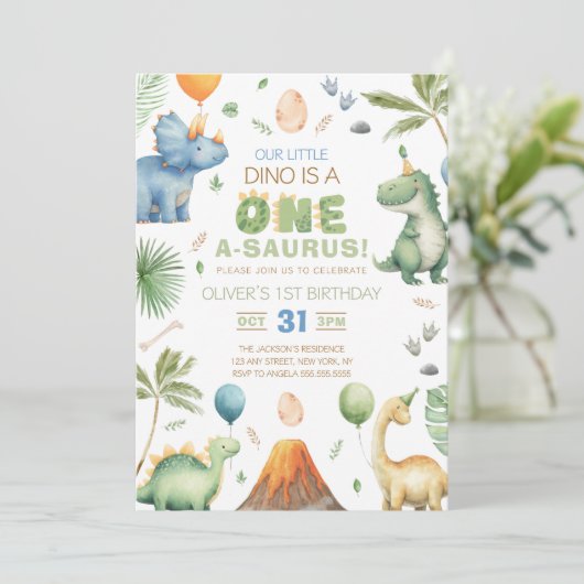 Dino Party | Cute Dinosaurs First Birthday Invitat Kaart (Staand voorkant)