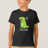 Dino-sour Grappige Dinosaurus Pun Donker BG T-shirt (Voorkant)