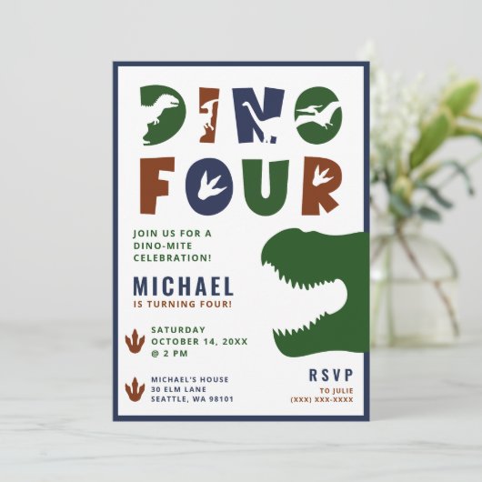Dino Vier Dinosaurus 4e Verjaardag Feest Uitnodigi Kaart (Staand voorkant)