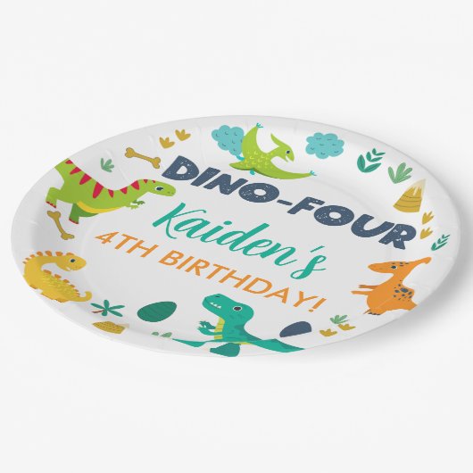 Dino Vier dinosaurussen jongensverjaardagspapier b Papieren Bordje (Gekanteld)