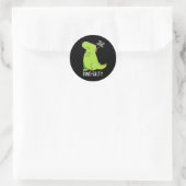 Dino-zoutige Grappige Dinosaur Pun Donkere BG Ronde Sticker (Tas)