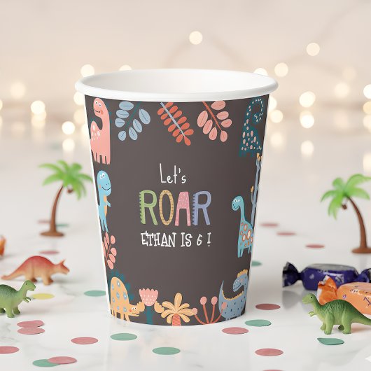Dinos, laten we de verjaardag van de roerige kinde papieren bekers