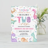 Dinosaur 2e verjaardag uitnodiging meisje dinosaur (Staand voorkant)