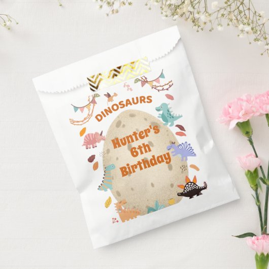 Dinosaur Birthday Party with Giant Dino Egg Bedankzakje (Gezegeld)