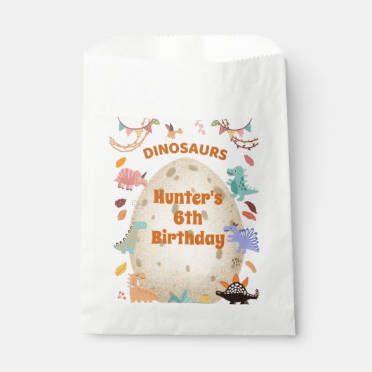 Dinosaur Birthday Party with Giant Dino Egg Bedankzakje (Voorkant)