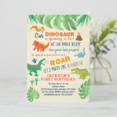Dinosaur First Birthday Uitnodigingen Dinosaur Par (Staand voorkant)