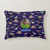 Dinosaur Gepersonaliseerde Jongens Foto en Naam Accent Kussen (Voorkant)