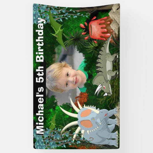 Dinosaur oerwoud vulcano jongens verjaardagfoto spandoek (Verticaal)