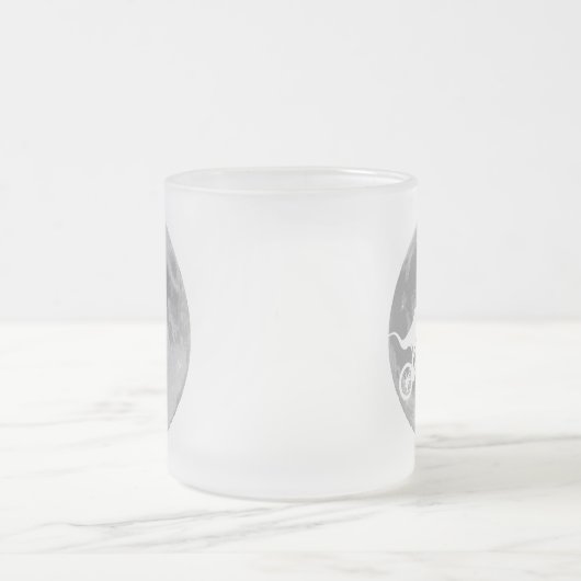 Dinosaur op een bike in Sky met maan Matglas Koffiemok (Center)