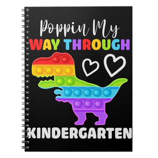 Dinosaur Poppin My Way Through Kindergarten Notitieboek (Voorkant)