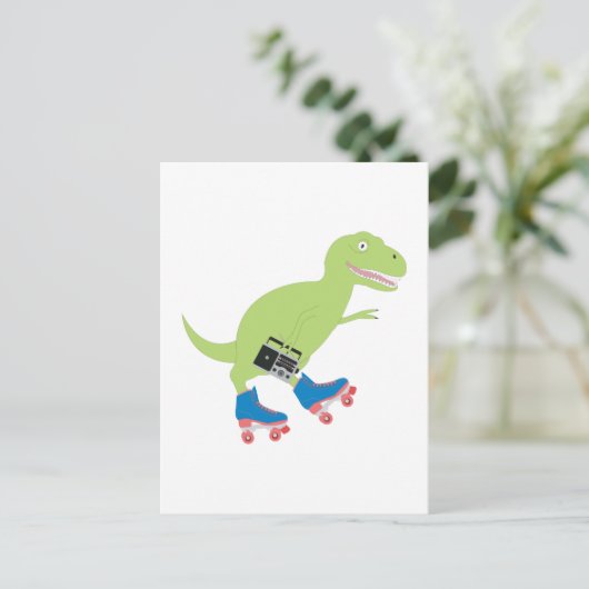 Dinosaur Roller Skating Holding Radio Briefkaart (Staand voorkant)