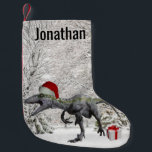 Dinosaur Santa Raptor Velociraptor Kleine Kerstsok<br><div class="desc">Dit ontwerp kan op het gebied worden gepersonaliseerd dat door de foto en/of tekst te veranderen wordt verstrekt. Of het kan worden aangepast door te klikken deze Sjabloon personaliseert en dan de klik te kiezen om verdere optie aan te passen en de kleur van de achtergrond te schrappen of te...</div>