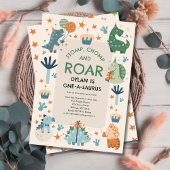 Dinosaur Stomp Chomp en Roar Eerste Verjaardag Kaart