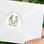 Dinosaur Theme Wedding gepersonaliseerd Ronde Sticker<br><div class="desc">Verras uw gasten met deze leuke dino thema bruiloft aangepaste sticker met leuke dinosaurus bruid en bruidegom en waterverf botanische groen. Gemakkelijk aan te passen met de bruid en bruidegom namen, de trouwdatum in moderne typografie script. Leuke T-Rex bruid en bruidegom illustraties in bruine tinten met waterverf eucalyptus gebladerte in...</div>