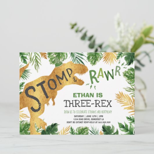 Dinosaur Three-Rex Birthday Invitation Boy Dino Kaart (Staand voorkant)