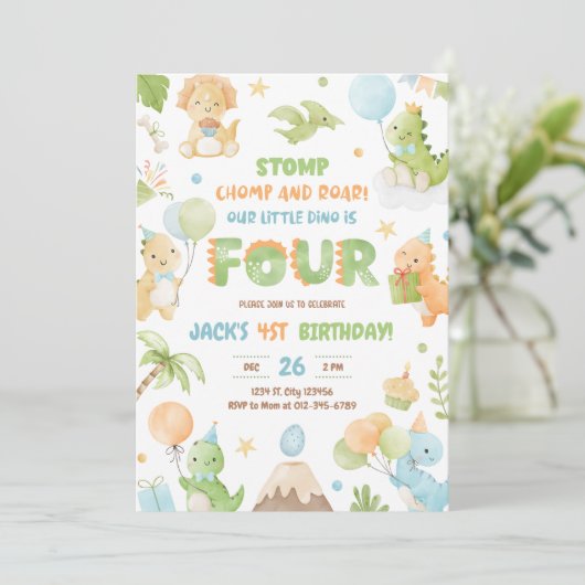 Dinosaur Vier Jongen 4e Verjaardag Uitnodiging (Staand voorkant)