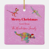 Dinosauriërs kerstfoto Gepersonaliseerd roze Keramisch Ornament (Achterkant)