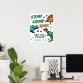 Dinosauriërs Stamp Chomp Brul Verjaardagsfeestje, Poster (Thuiskantoor)
