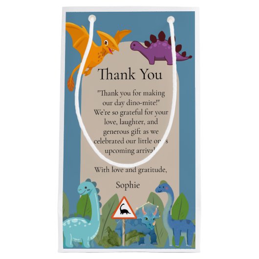 Dinosaurs Crossing, T-rex Baby Shower Klein Cadeauzakje (Voorkant)