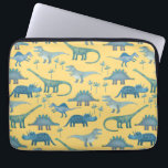 Dinosaurs Sunshine Yellow Laptop Sleeve<br><div class="desc">Veel blauwe dinosaurussen, Tyrannosaurus rex, Spinosaurus, Stegosaurus, Diplodocus en Triceratops op een zonnige gele achtergrond. Eek!</div>