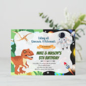 Dinosaurus-astronauten raket gezamenlijk feest kaart (Staand voorkant)