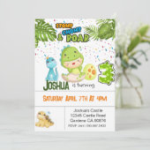 Dinosaurus draaien 3 verjaardag uitnodiging (Staand voorkant)