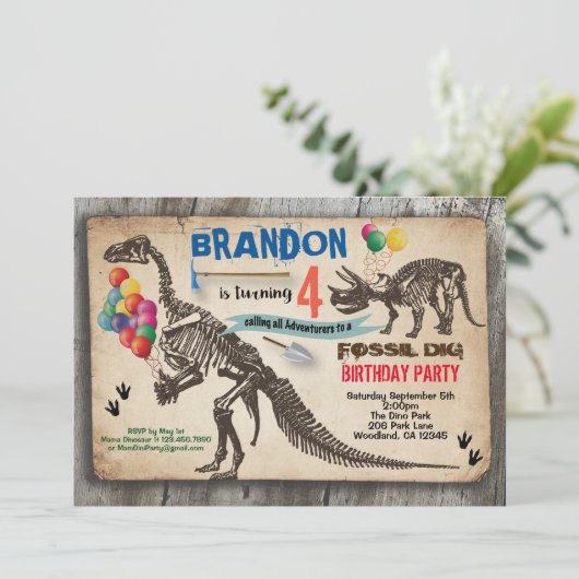 Dinosaurus graven verjaardagsuitnodiging rustiek f kaart (Staand voorkant)