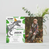 Dinosaurus Jongen Verjaardagsfeestfoto Kaart (Staand voorkant)