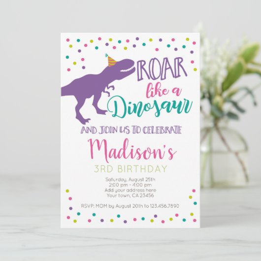 Dinosaurus meisje verjaardag kaart (Staand voorkant)