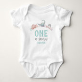 Dinosaurus One-A-Saurus 1e Verjaardag Baby Romper (Voorkant)