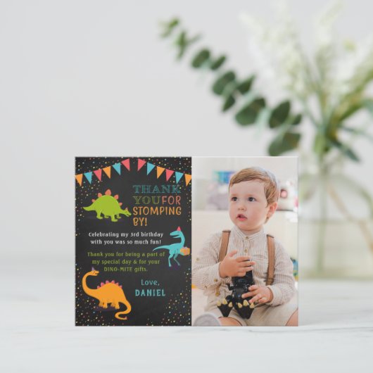 Dinosaurus Roar Chalkboard Verjaardag Foto Dank u Briefkaart (Staand voorkant)