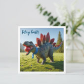 Dinosaurus spelen bal, stegosaurus verjaardag uitn kaart (Staand voorkant)