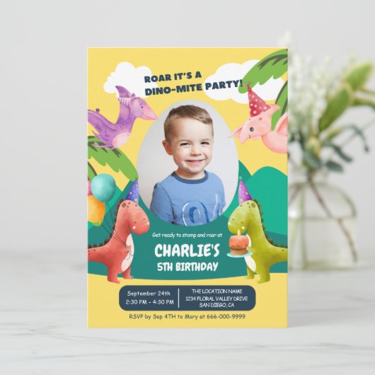 Dinosaurus Stomp Chomp Roar verjaardagsfeestje fot Kaart (Staand voorkant)